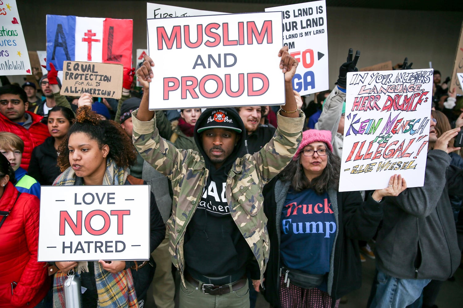 Atlanta Airport protests over immigration limits