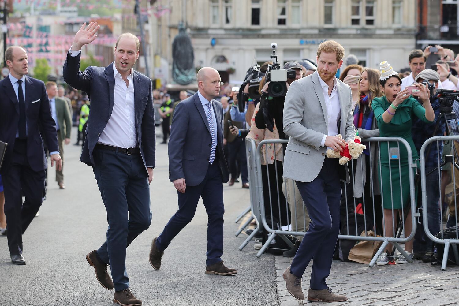 Photos: Meghan Markle, Prince Harry arrive for royal wedding