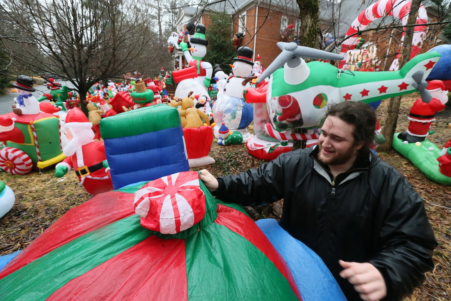 Brookhaven Christmas yard display