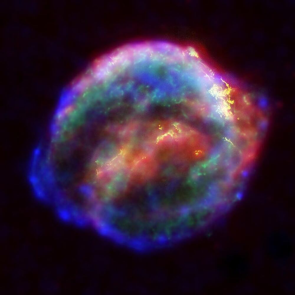 SLIDESHOW: Images From Spitzer Space Telescope