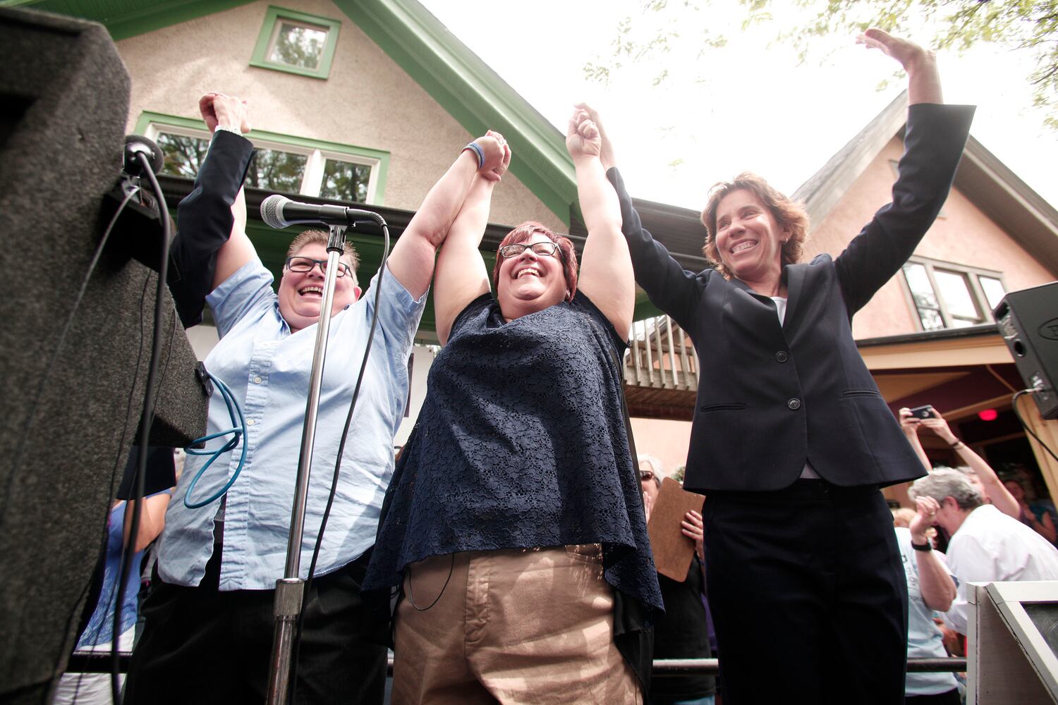 Supreme Court rules on same-sex marriage