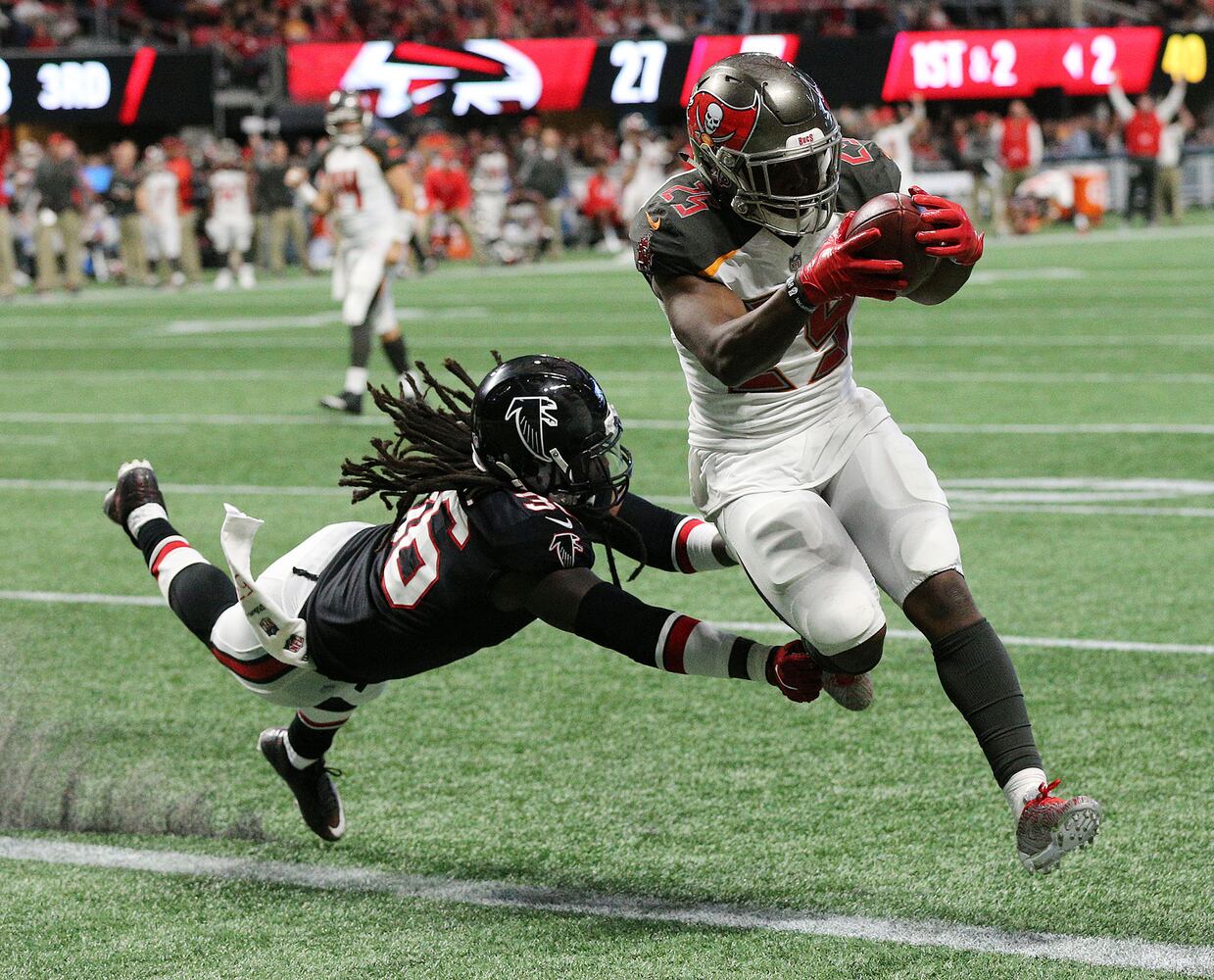 Photos: Falcons defeat Buccaneers on huge day from Julio Jones