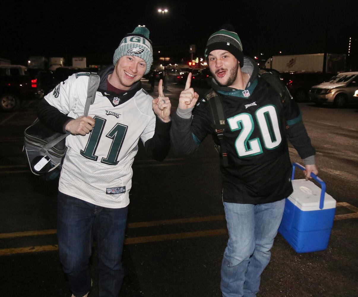 Philadelphia Eagles fans celebrate Super Bowl win with parade