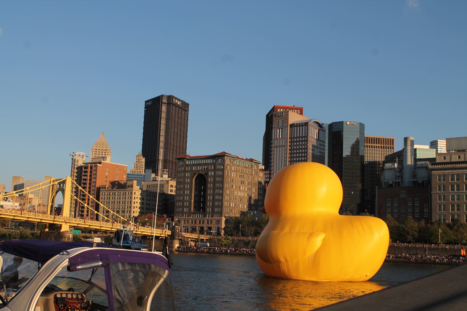 Rubber duck arrives in Pittsburgh