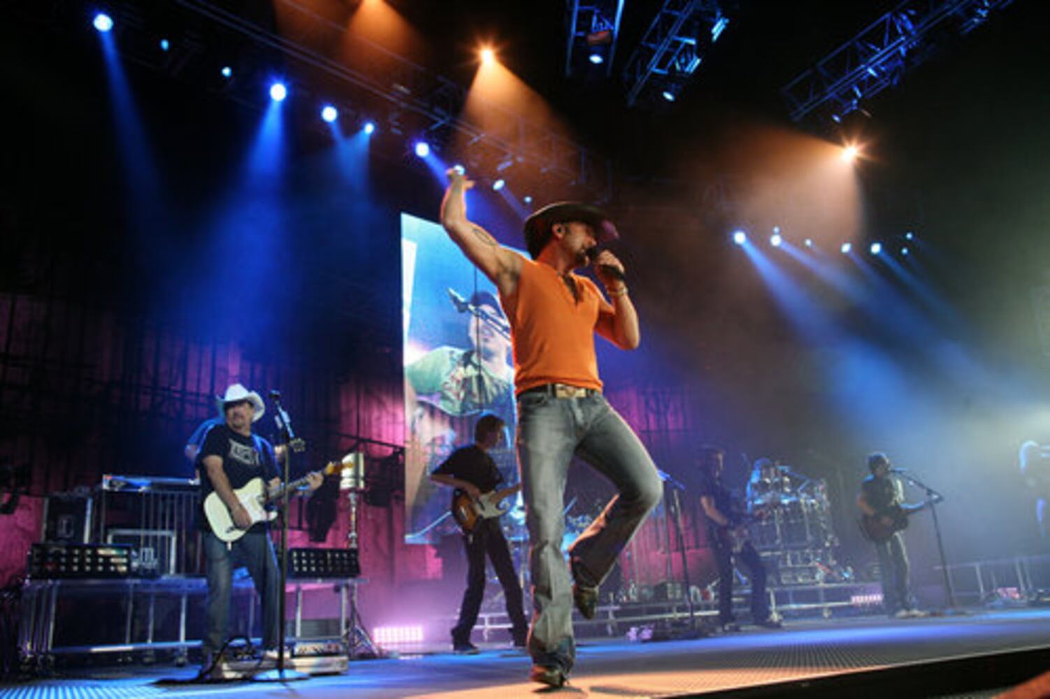 Photos of Tim McGraw's concert