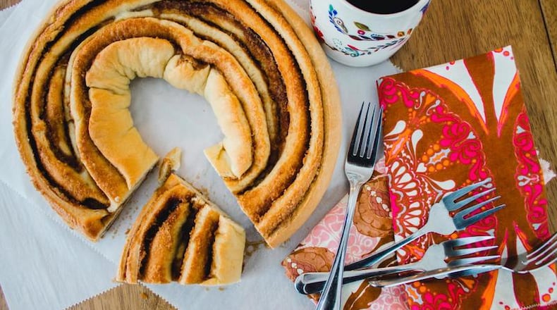 Cinnamon Swirl King Cake / Photo by Kate Williams
