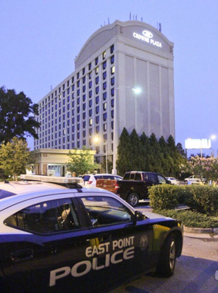 Police shoot man in Crowne Plaza hotel