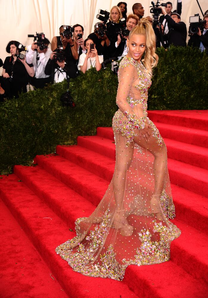 2015 Met Gala red carpet