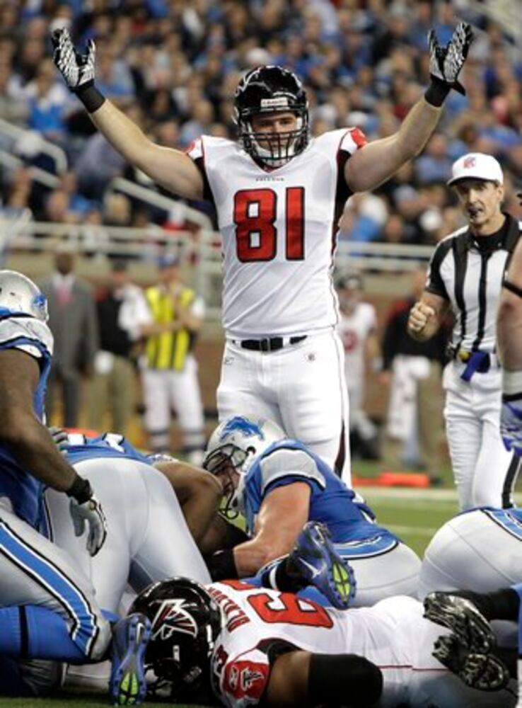 Falcons face Lions in key NFC game