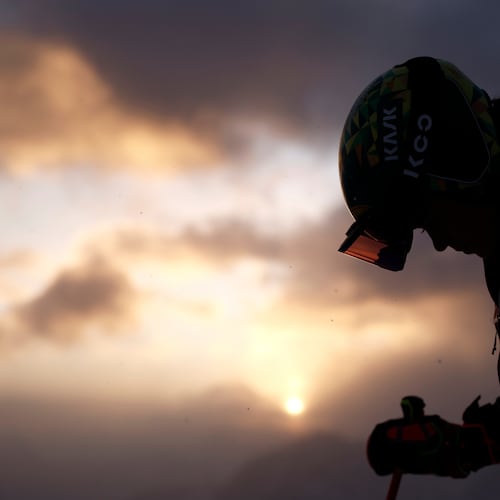 Austria's Julia Scheib concentrates ahead of the first run of an alpine ski, women's World Cup giant slalom, in Soelden, Austria, Saturday, Oct. 25, 2025. (AP Photo/Gabriele Facciotti)