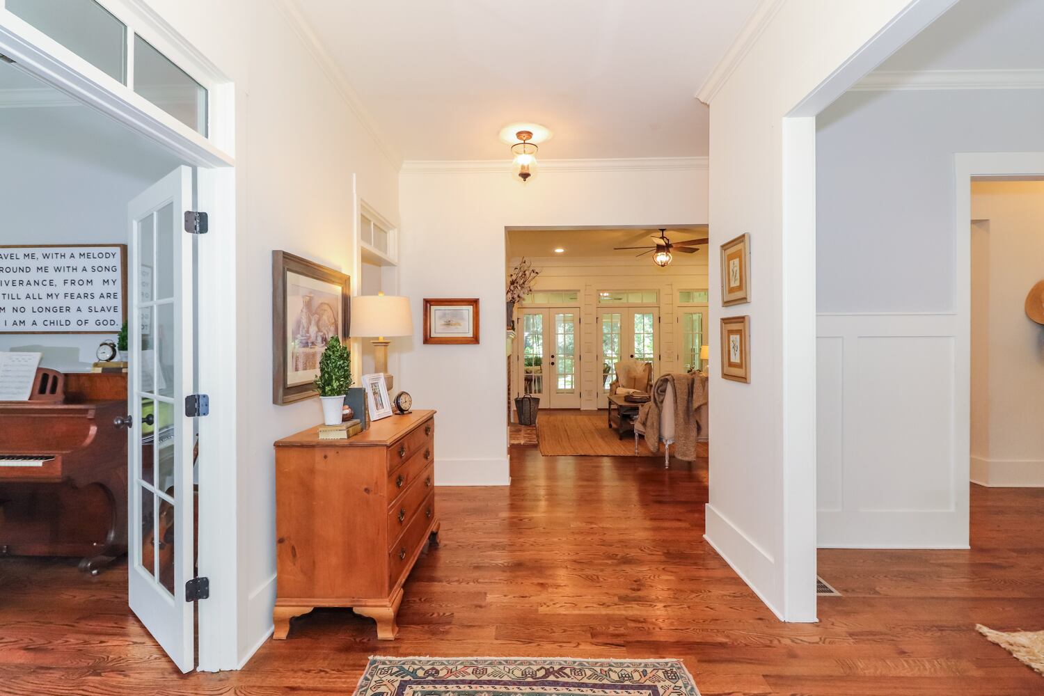 Country music star Jo Dee Messina lists $3 million Atlanta mansion