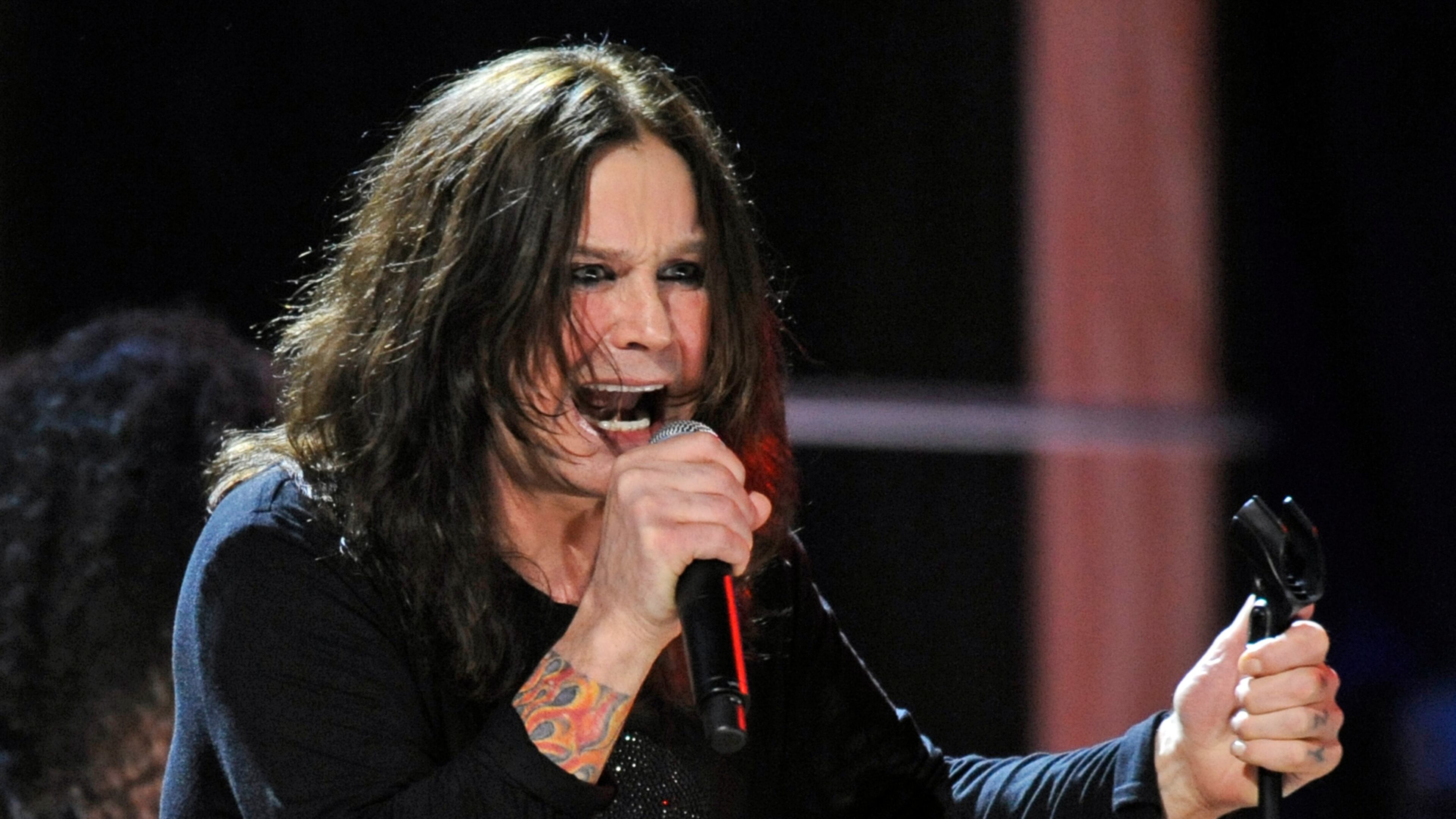FILE - Ozzy Osbourne performs at the 25th Anniversary Rock & Roll Hall of Fame concert on Oct. 30, 2009, in New York. (AP Photo/Henny Ray Abrams, File)