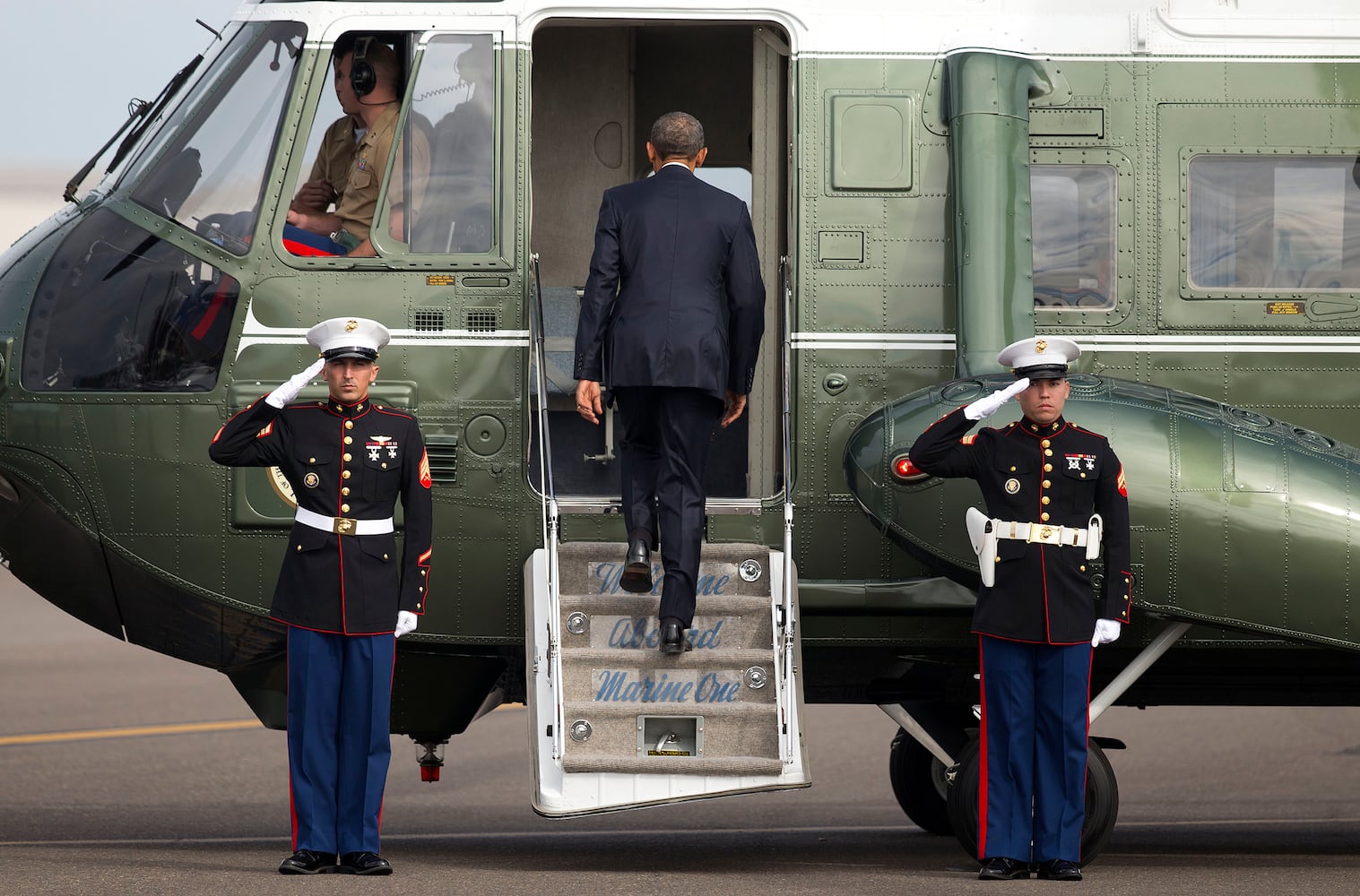 PHOTOS: President Obama visits Roseburg and Seattle