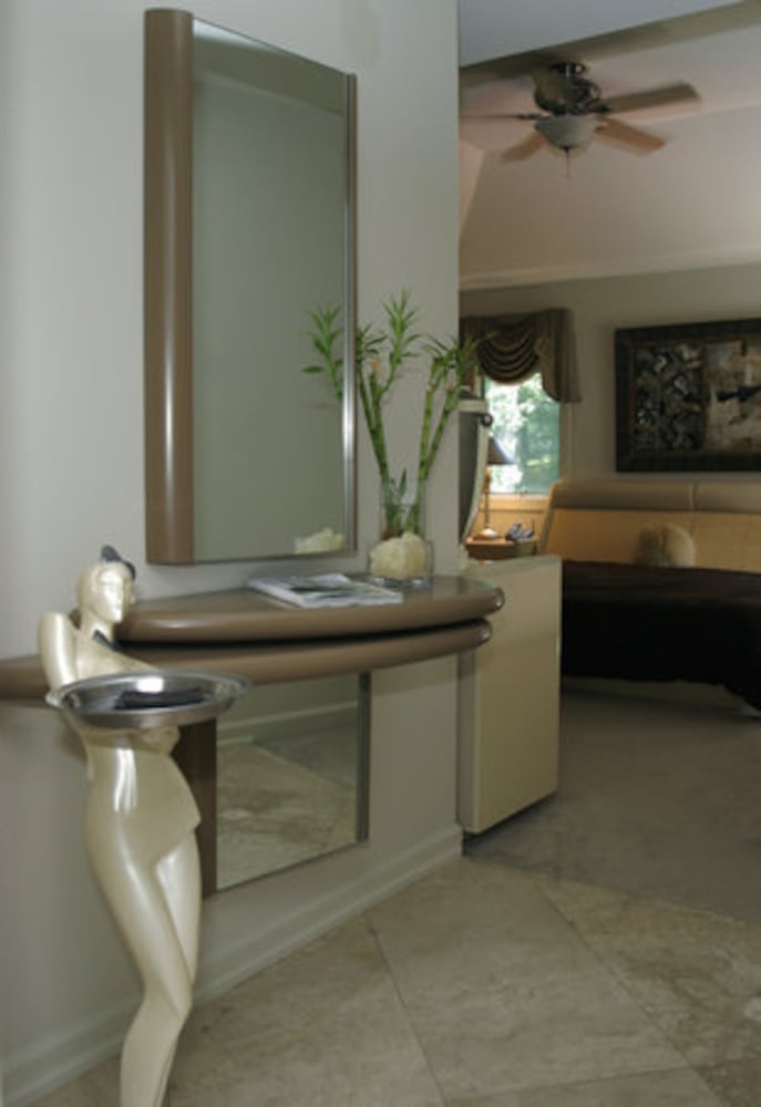Huff Furniture style spills into family home