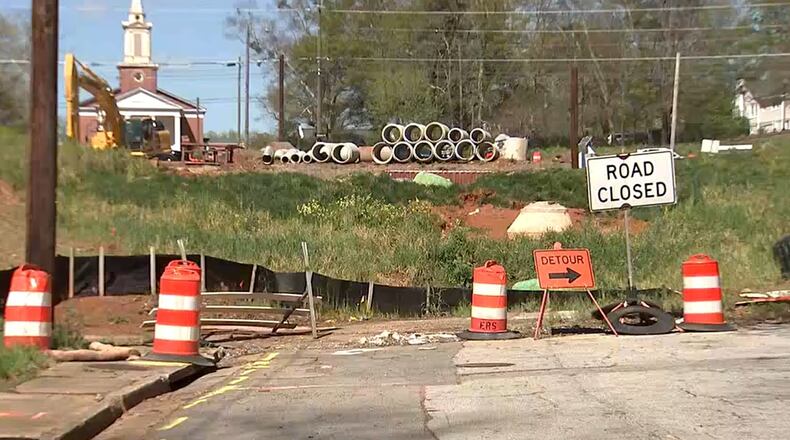 Roswell makes plans to finish long-delayed Oxbo Road project