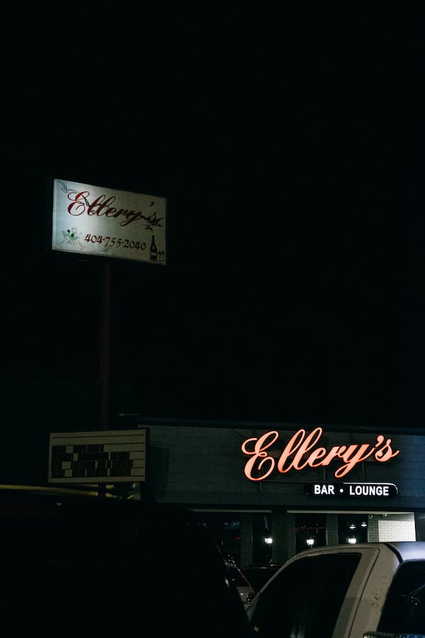 Ellery's Night Club and Lounge in southwest Atlanta was designed to "create an inviting mature adult entertainment experience that gracefully blends live entertainment, great food, and exceptional music together in a space with a laidback vibe." The club is made for senior citizens, and is packed at night on Wednesday, Feb. 21, 2024. (Olivia Bowdoin for the AJC).  