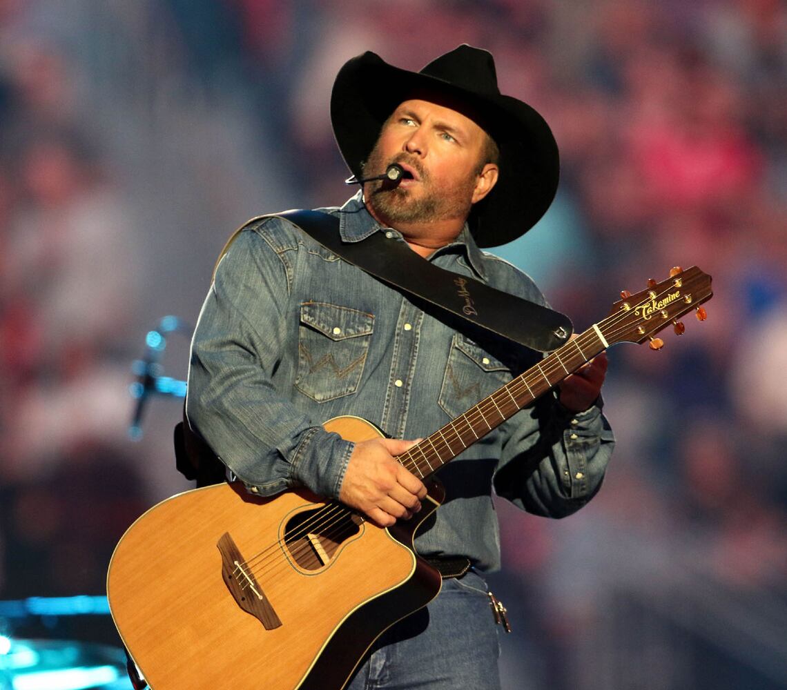 Garth Brooks at Atlanta's Mercedes-Benz Stadium