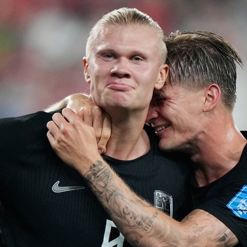 Norway's Erling Haaland, left, celebrates with David Moeller Wolfe after scoring their third goal during the World Cup Group I soccer match between Norway and Senegal in East Rutherford, N.J., near New York, Monday, June 22, 2026. (AP Photo/Steve Luciano)