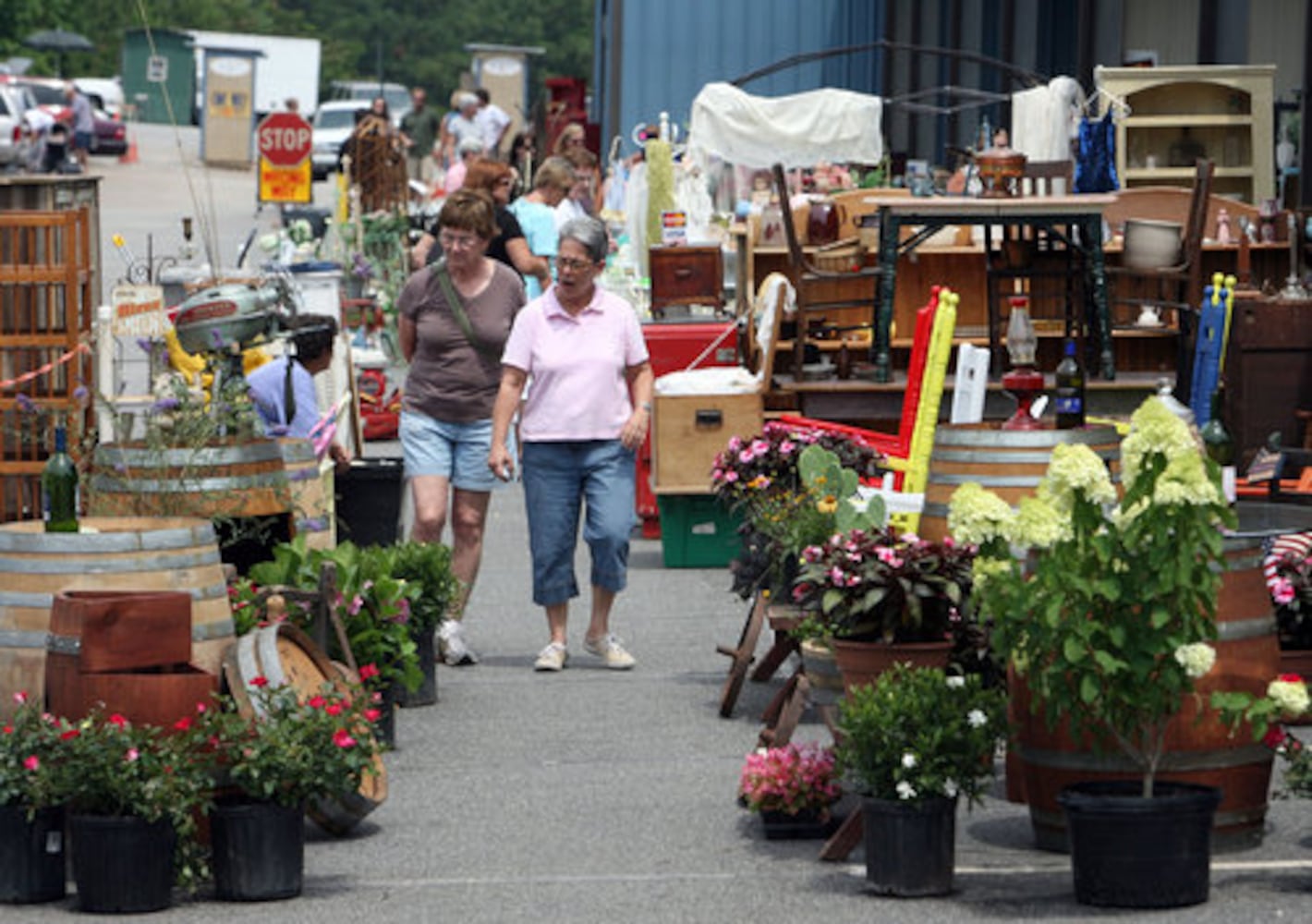 Lakewood Antiques Market is back!