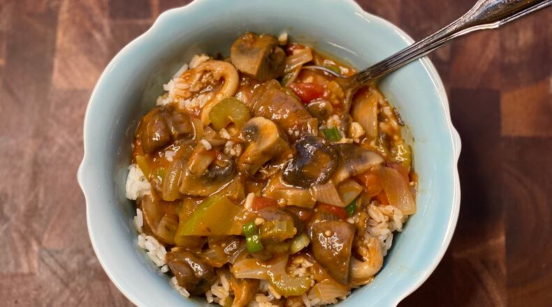 For Mardi Gras, or any stress-free celebration, this meatless étouffée makes a healthy, delicious dinner. We had white rice on hand while making this dish, but it's healthier to serve it with brown rice. (Kellie Hynes for The Atlanta Journal-Constitution)