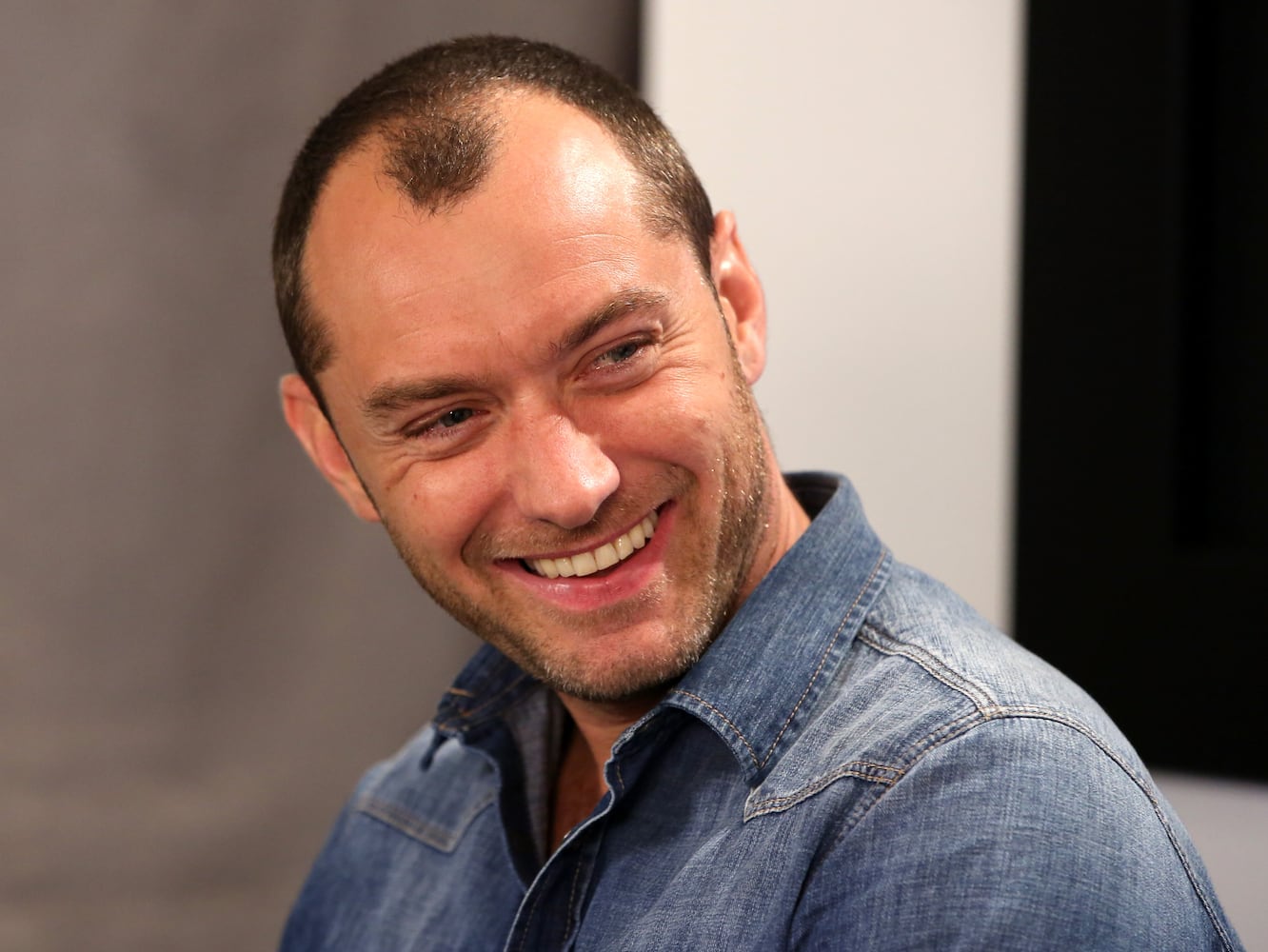 Jude Law was shocked when he learned his fling with model Samantha Burke had led to his fourth child, a daughter named Sophia.