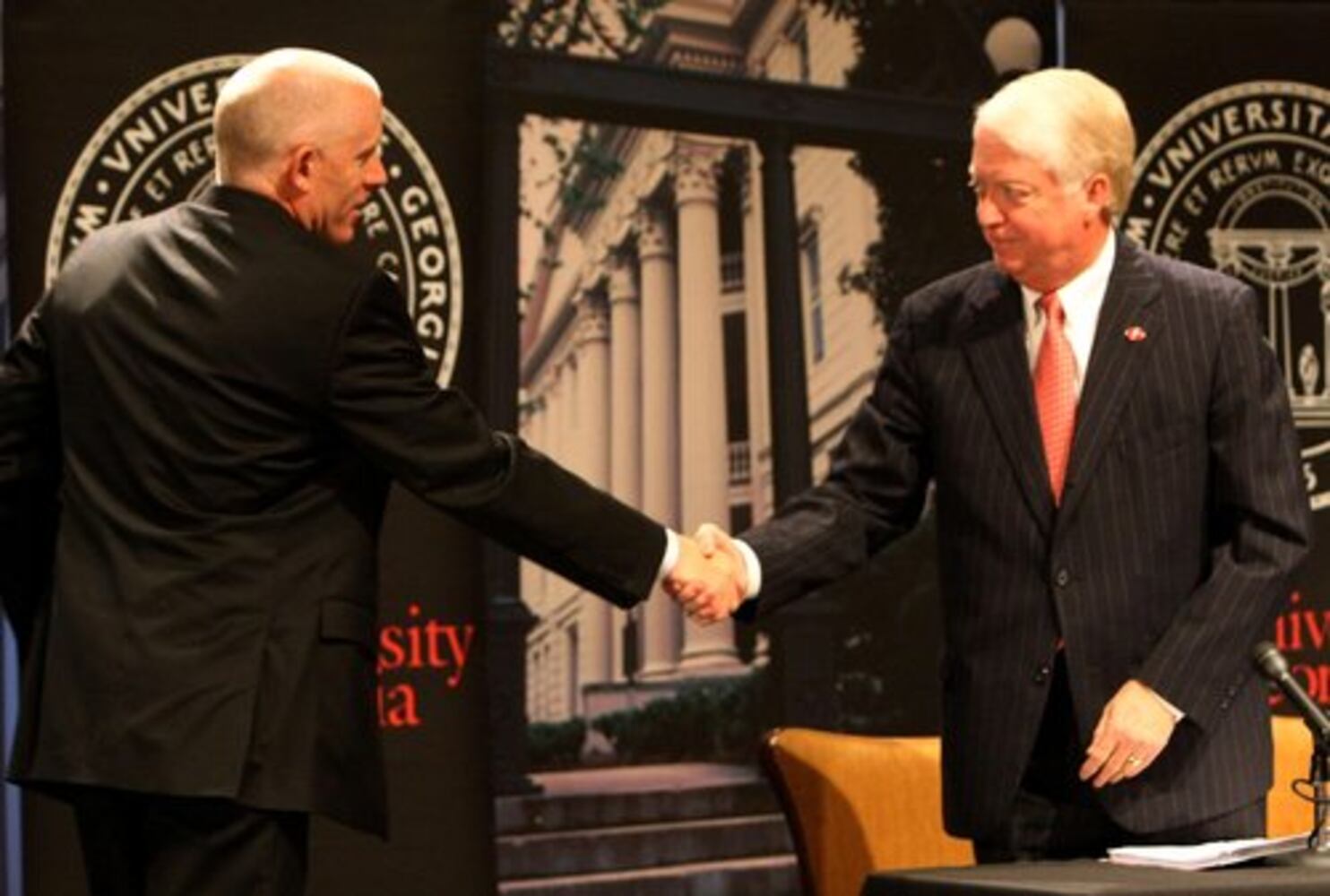 Frank Crumley named UGA's interim athletics director