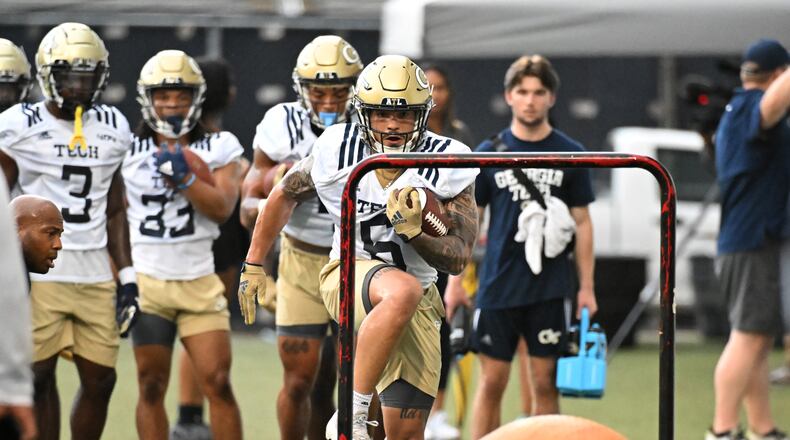 August 5, 2022 Atlanta - Georgia Tech's running back Dylan McDuffie (6) runs a drills during the first football practice of the season at Rose Bowl Field on Georgia Tech Campus in Atlanta on Friday, August 5, 2022. (Hyosub Shin / Hyosub.Shin@ajc.com)