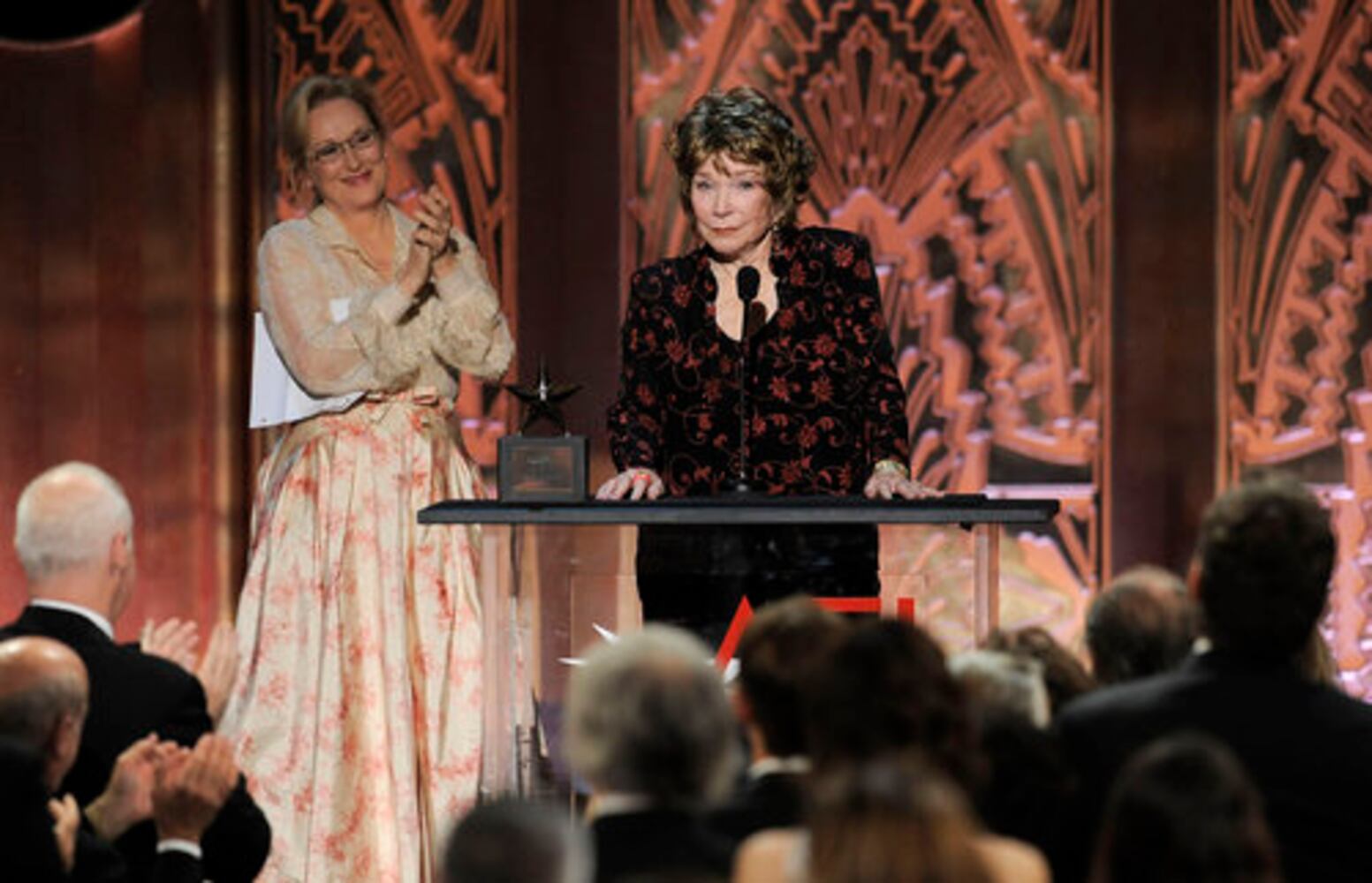 Shirley MacLaine earns AFI honor