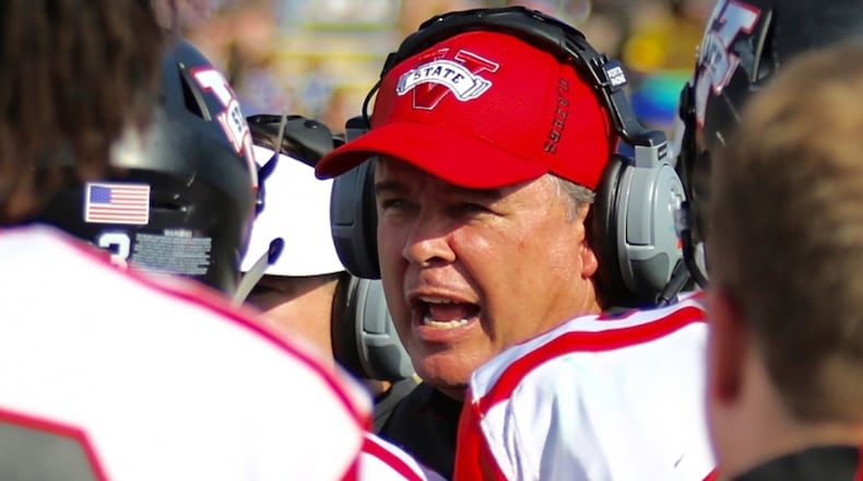 Kerwin Bell went 27-7 in three seasons as Valdosta State's head coach.
