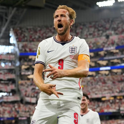 England's Harry Kane (9) celebrates after scoring a goal during the World Cup Group L soccer match between England and Croatia in Arlington, Texas, near Dallas, Wednesday, June 17, 2026. (AP Photo/Tony Gutierrez)