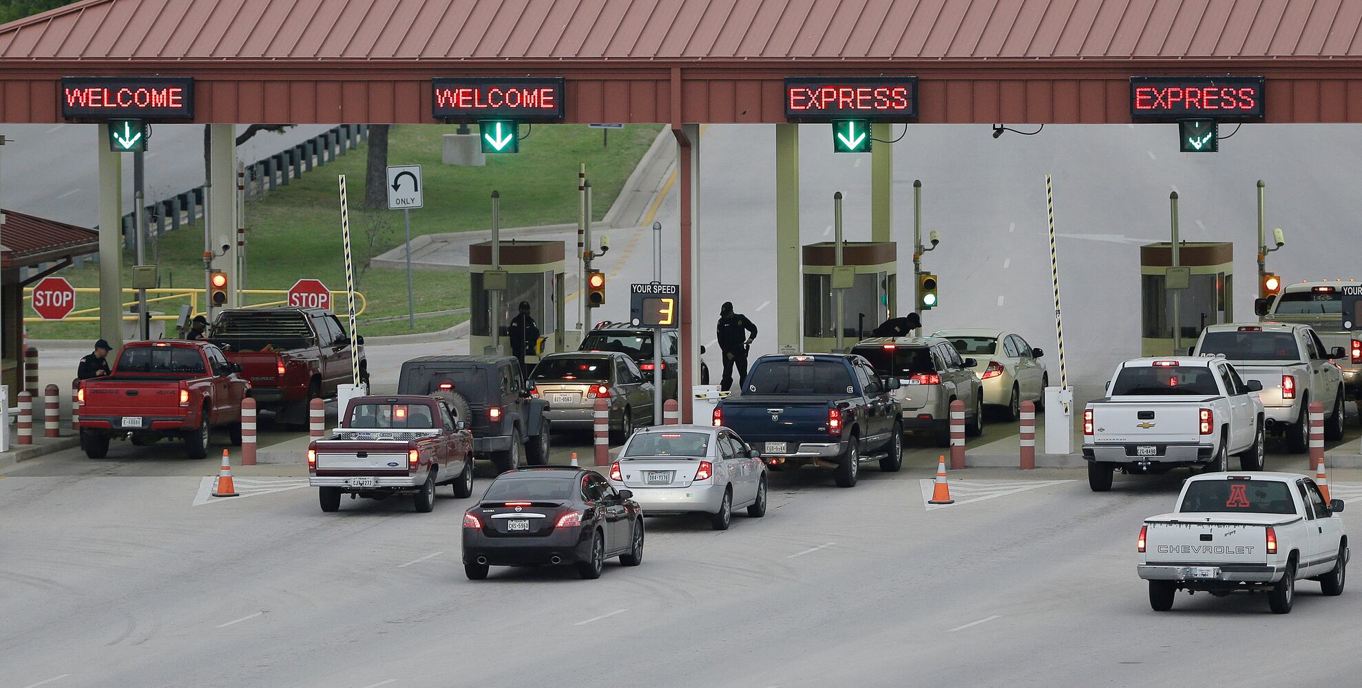 Photos: Shooting at Fort Hood, 04.03.14