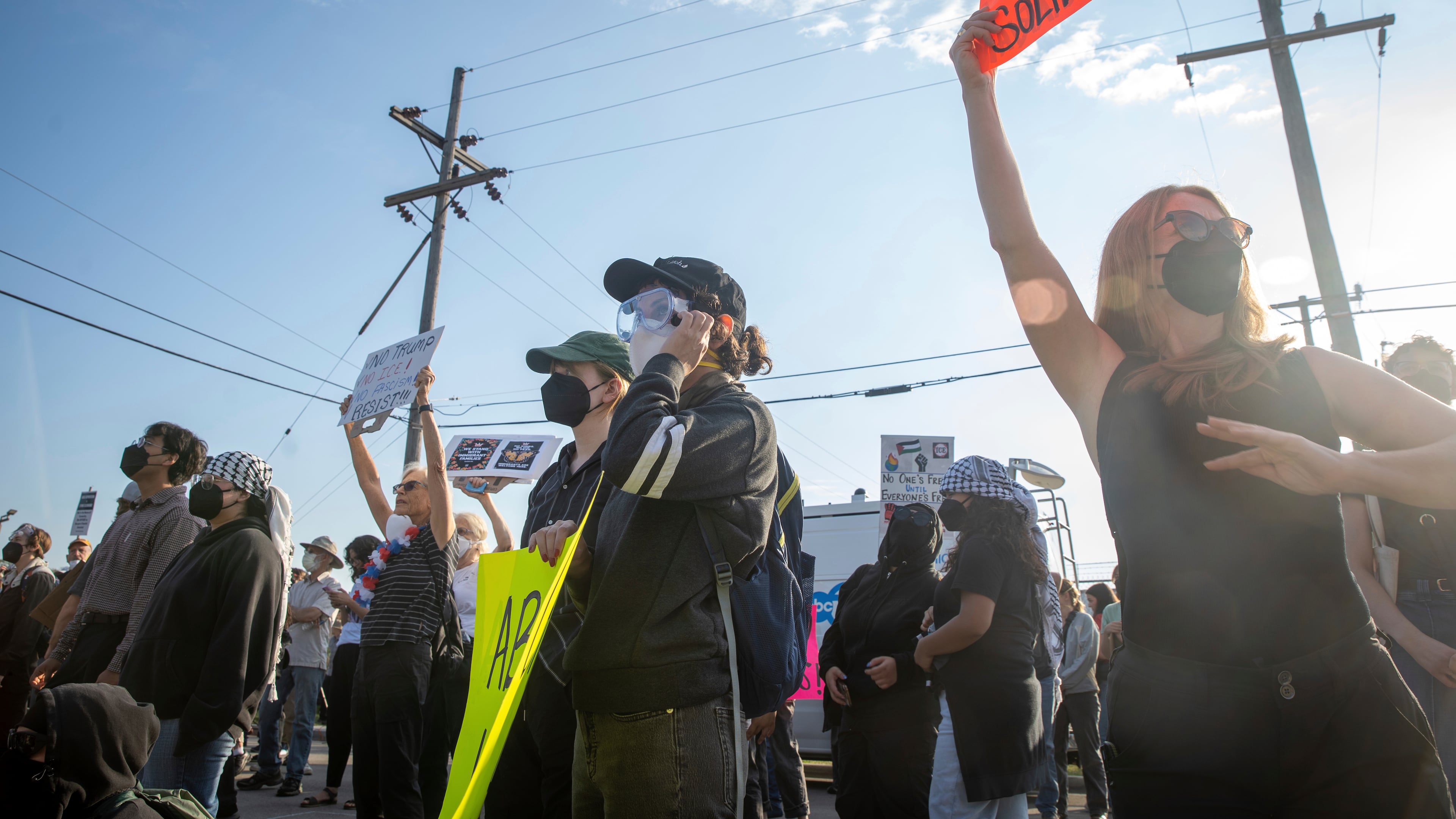 FILE - Protesters demonstrate outside of the Immigration and Customs Enforcement facility in Broadview, Ill., Sept. 19, 2025. (Zubaer Khan/Chicago Sun-Times via AP, file)