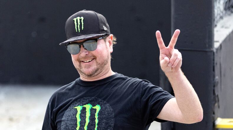 FILE - Driver Kurt Busch acknowledges fans before a NASCAR Cup Series auto race, Saturday, Sept. 16, 2023, in Bristol, Tenn. (AP Photo/Wade Payne,File)
