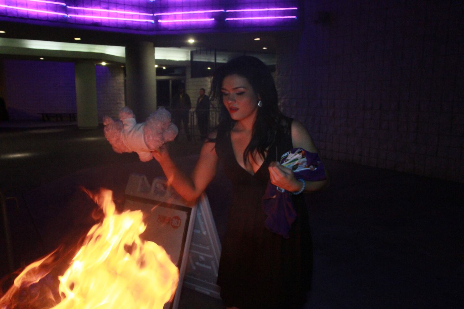Exes to ashes on Valentine's Day at Wild Bill's