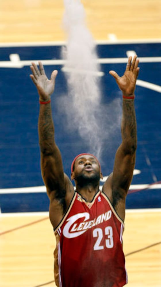 Hawks Vs Cavs game photos
