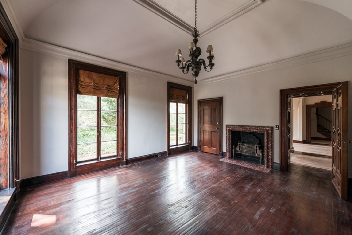 541 W Paces Ferry Rd NW, Atlanta, GA 30305