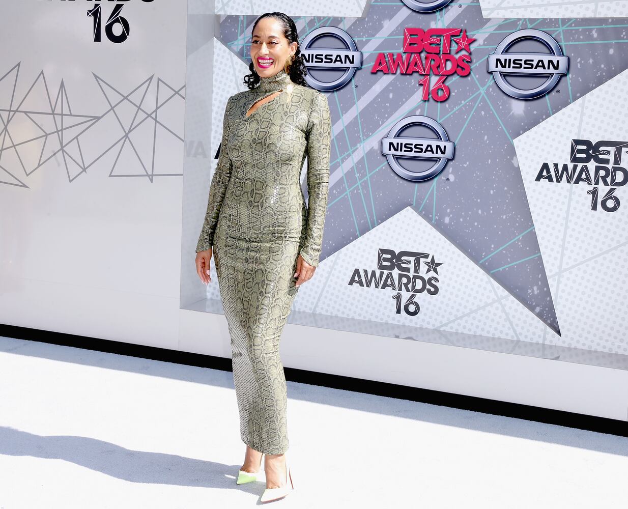 2016 bet awards red carpet