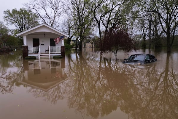 FILE - Ohio River floods Strader Avenue, April 9, 2025, in Cincinnati. (AP Photo/Carolyn Kaster, File)