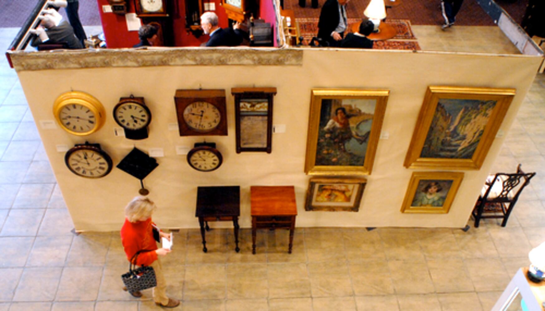Antiques show benefits City of Refuge 180 Kitchen