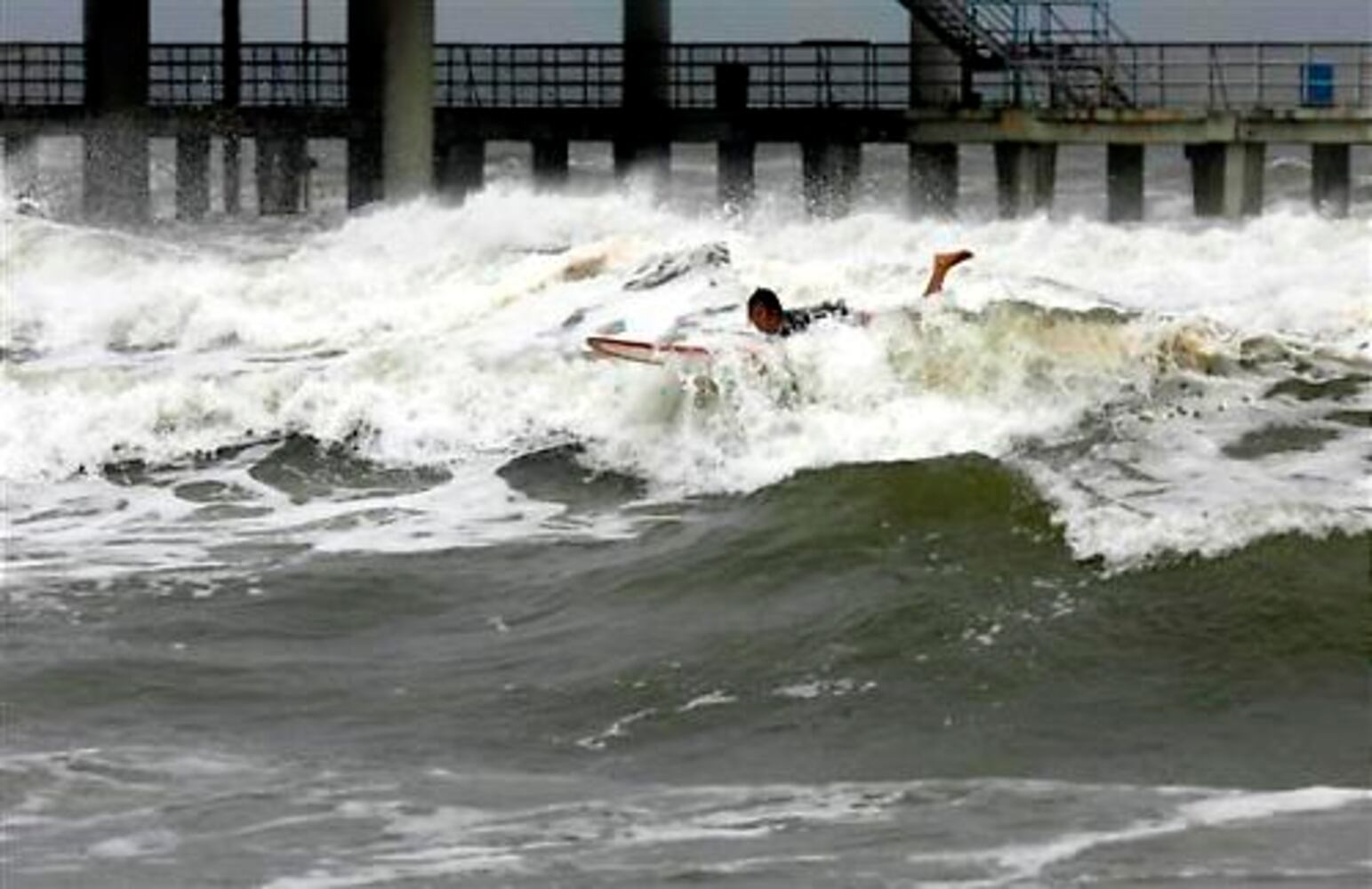 Hurricane Humberto lashes Texas