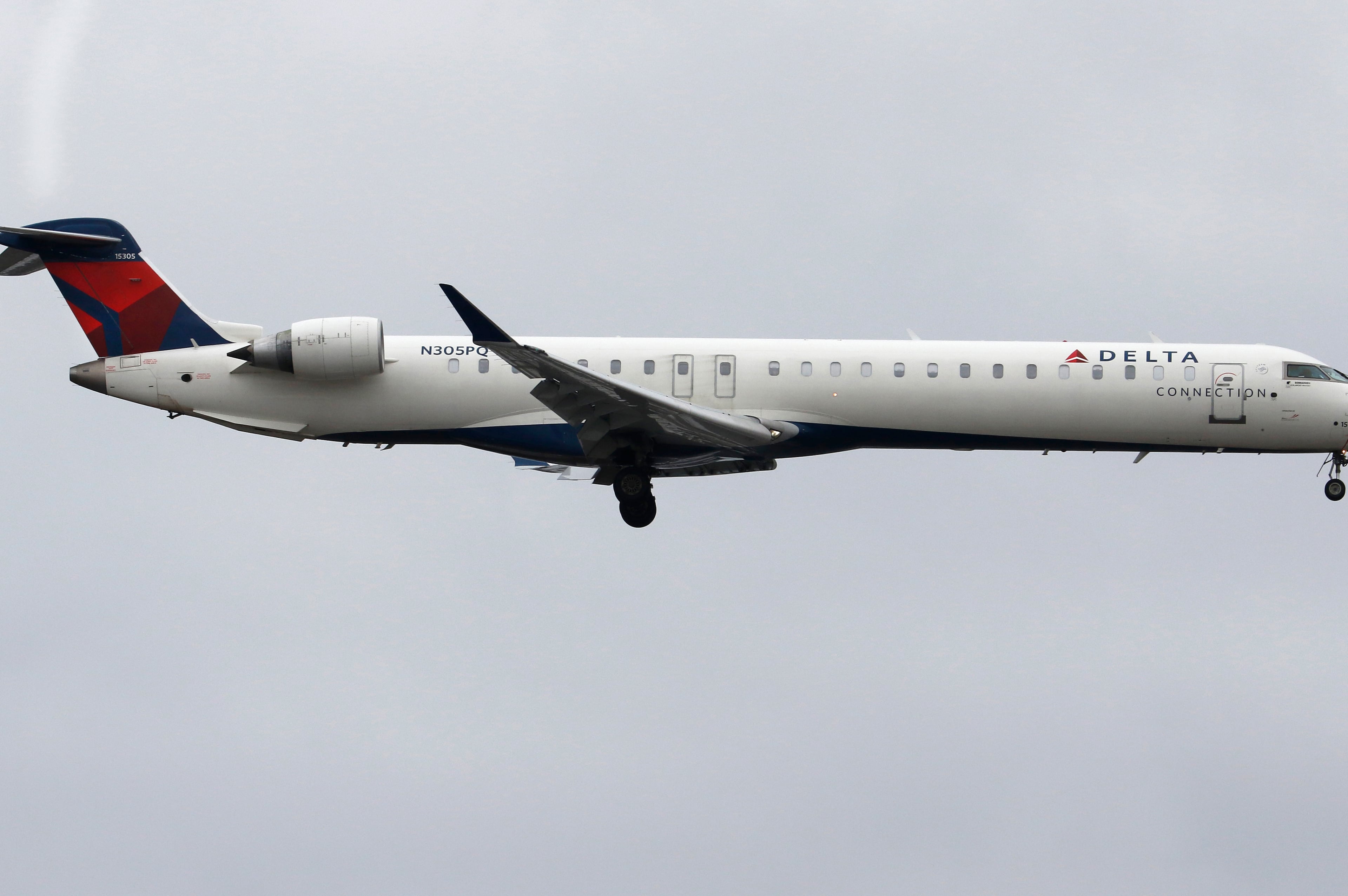 Bombardier CRJ-900LR