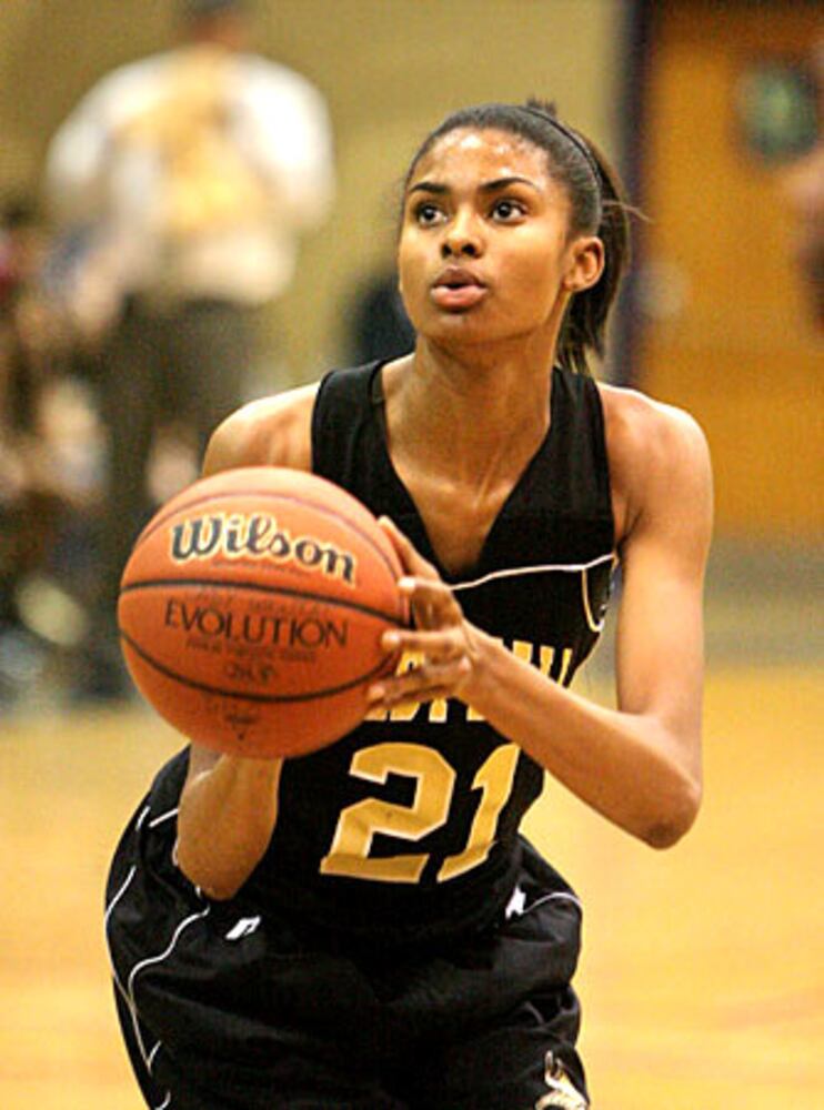 Behind ball or in front of camera, Gainesville's Tierra Benton excels