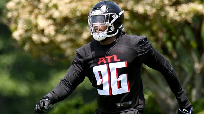Atlanta Falcons defensive lineman Zach Harrison (96) warms up during Day 2 of Falcons rookie minicamp at Atlanta Falcons Training Facility, Saturday, May 13, 2023, in Flowery Branch. (Hyosub Shin / Hyosub.Shin@ajc.com)
