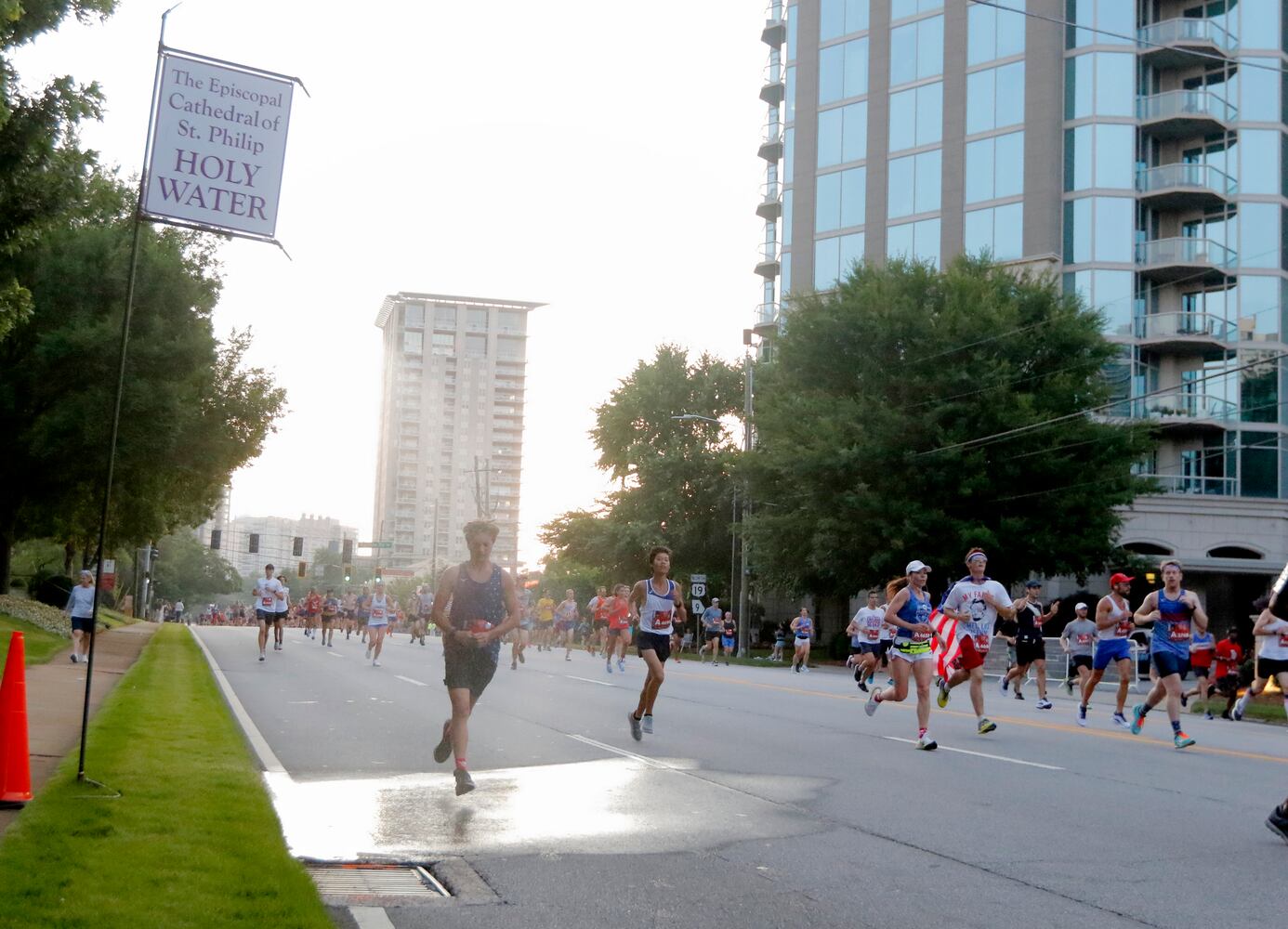 Peachtree Road Race photos