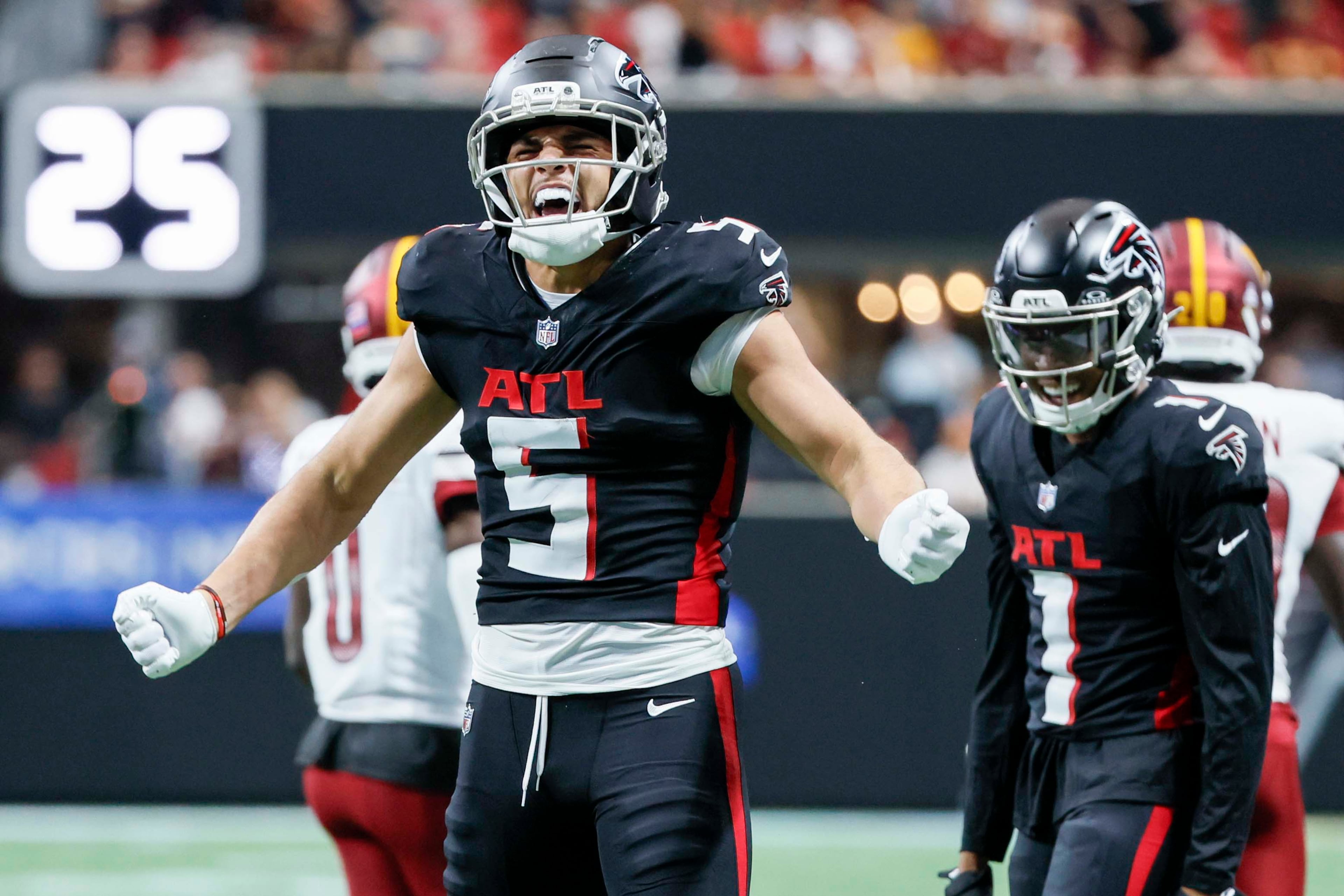 Atlanta Falcons wide receiver Drake London reacts after a catch during the first half of an NFL football game against the Washington Commanders at Mercedes-Benz Stadium in Atlanta on Sunday, September 28, 2025. (Miguel Martinez/AJC)