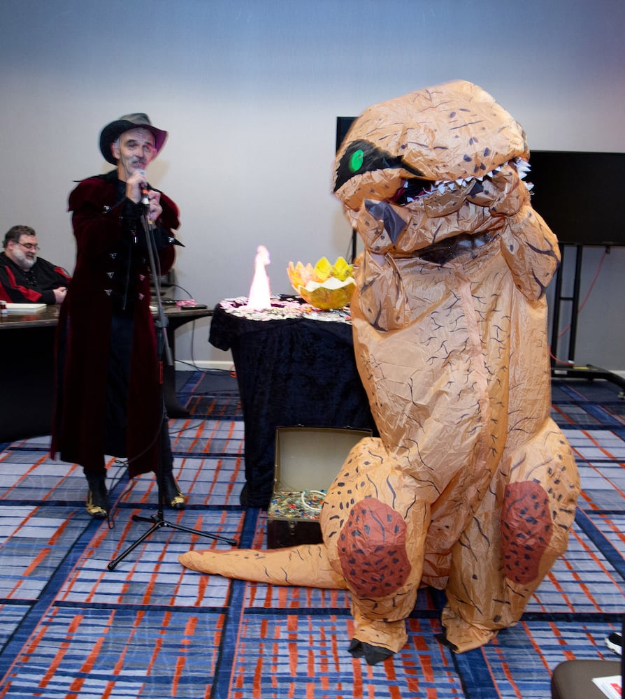 PHOTOS: CON