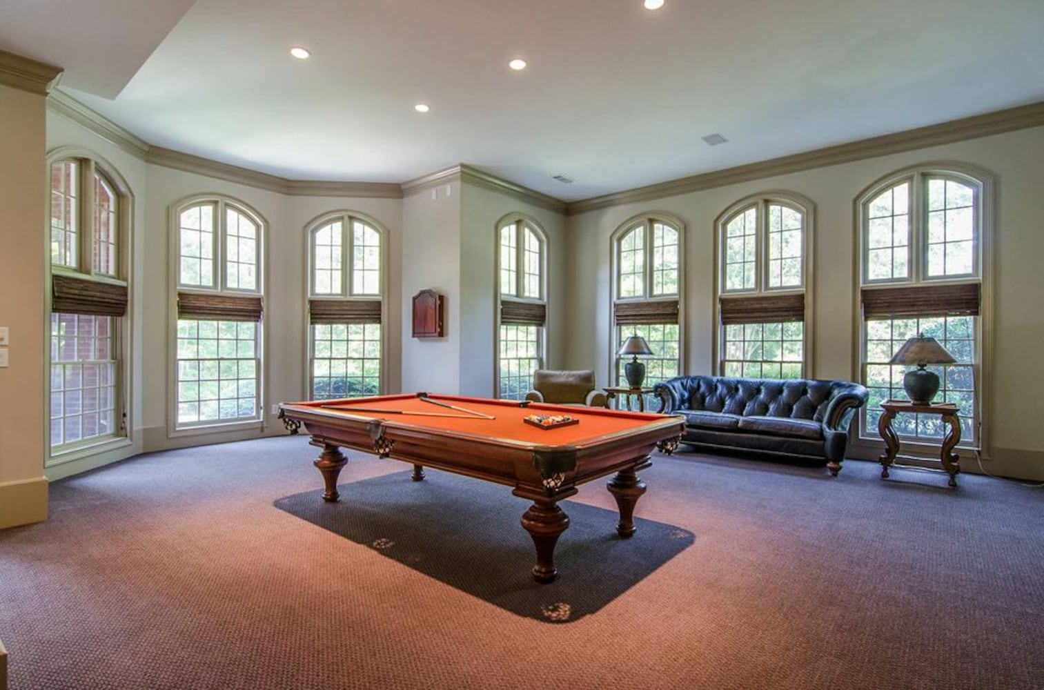 Former Braves pitcher is selling Alpharetta estate