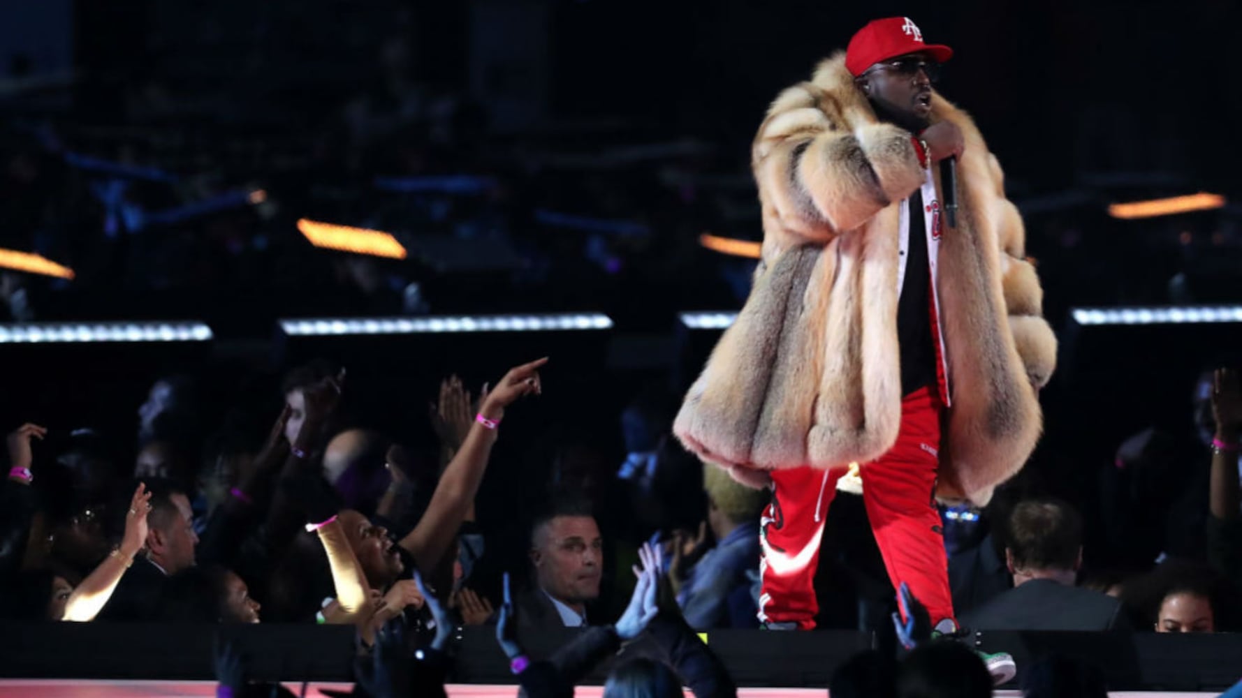 Photos: Maroon 5, Big Boi, Travis Scott underwhelm in Super Bowl 53 halftime show