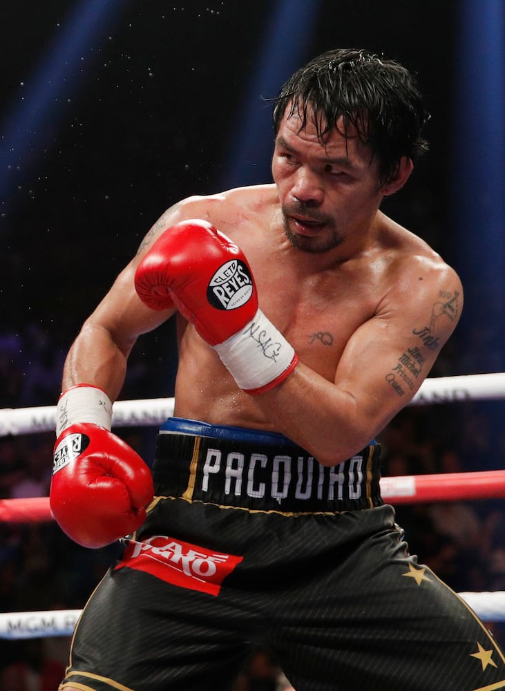 Photos: Manny Pacquiao defeats Adrien Broner to retain welterweight title