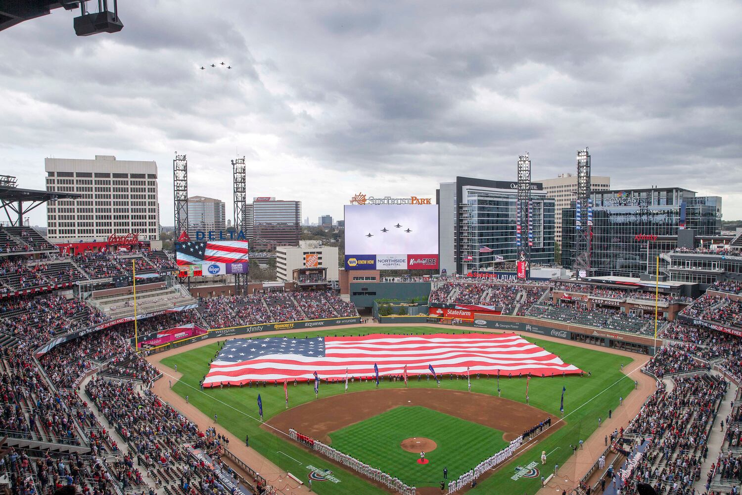 Photos: Opening day festivities at SunTrust Park